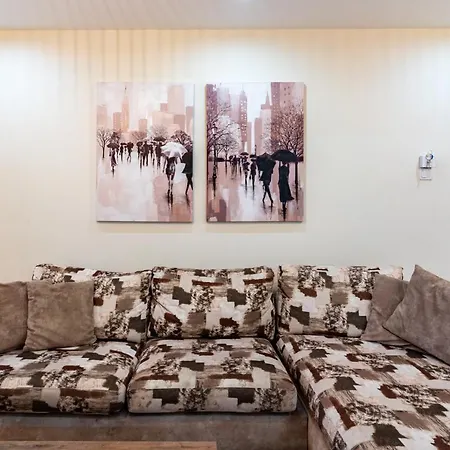 Celeste 3-bedroom In Appartement *