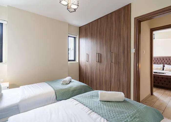 Celeste 3-bedroom In * Lárnaka