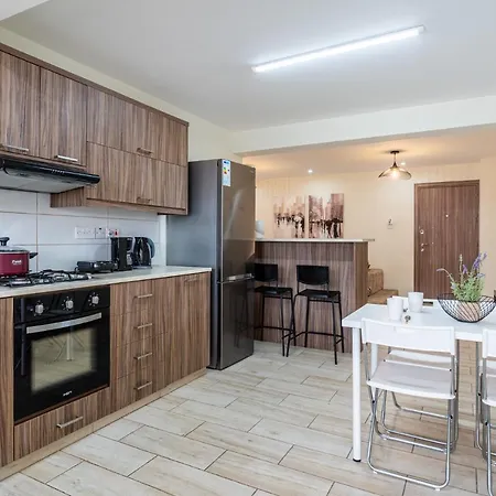 Celeste 3-bedroom In *